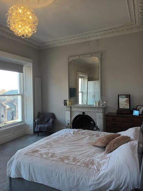 Eglinton Road - Entire House Bed and Breakfast in County Dublin