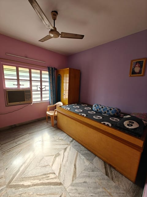 Fully furnished 2bhk apartment opposite Dakshineshwer Kali temple kolkata Apartment in Kolkata