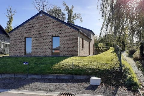 Property building, Garden, Garden view