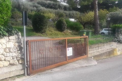Appartamento Negrar vicino Ospedale con parcheggio Apartment in Negrar di Valpolicella