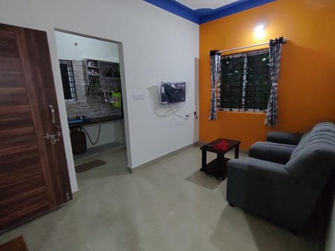 1bhk home available for short and long stays Condo in Bengaluru