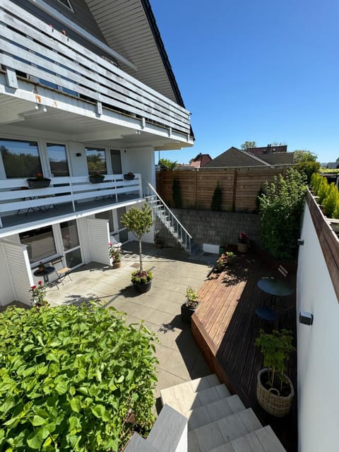 Patio, Balcony/Terrace, Garden view