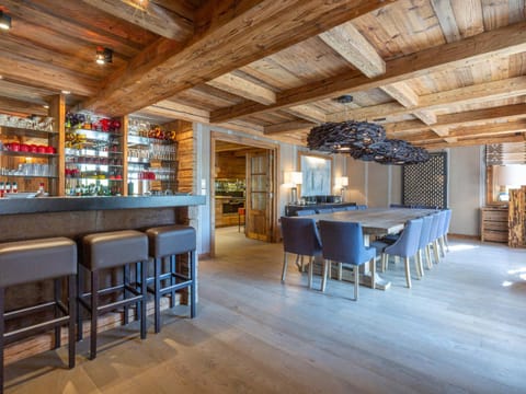 Chalet de luxe 9 pièces avec hammam et cheminée au centre de Val-d'Isère, pour 14 personnes - FR-1-694-8 Chalet in Val dIsere