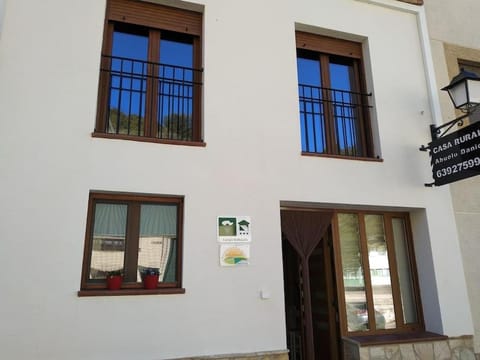 Casa rural Abuelo Daniel House in Alcalá del Júcar