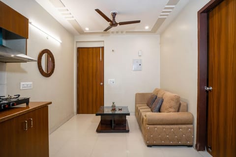 The Lodgers 2 BHK Serviced Apartment infront of Artemis Hospital Gurgaon Apartment in Gurugram