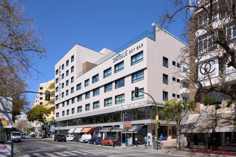 Property building, Facade/entrance