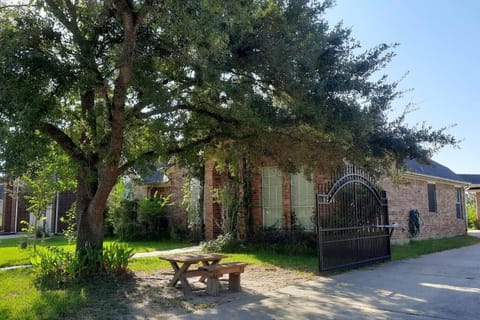 Cheerful 6-bedroom house in Pearland Casa in Pearland
