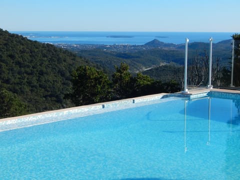 Mountain view, Pool view, Sea view, Swimming pool