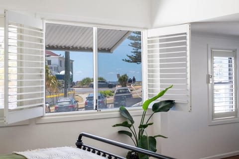 Sunset Penthouse - oceanstays Apartment in Yamba