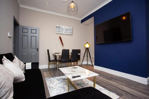 Modern Interior Spacious Four Bedroom Apartment Apartment in South Shields