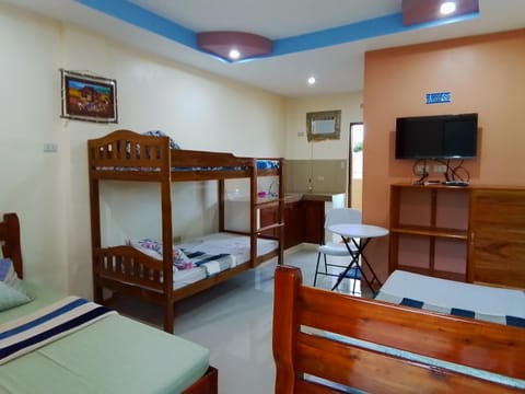 D&D Travellers INN Hostel in Puerto Princesa