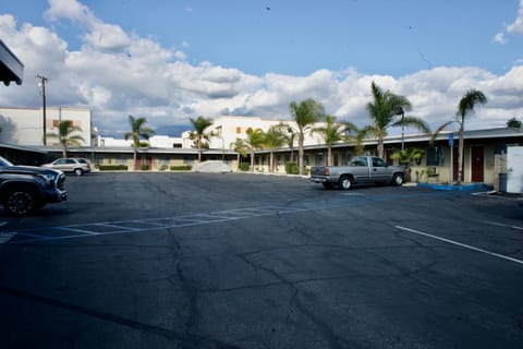 Sands Motel by Ontario Airport & Toyota Arena Hotel in Ontario