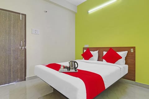 Hotel Elite Stay Near Habsiguda Metro Station Hotel in Secunderabad