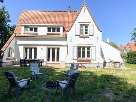 Villa La Pastourelle - Cozy vacation house House in De Panne