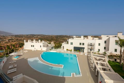 Pool view, Sea view