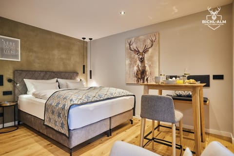 Dining area, Bedroom