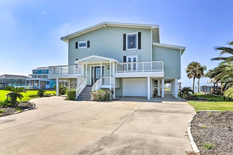 Charming Galveston Home with Waterfront Deck! Casa in Galveston Island
