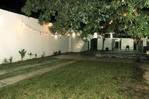 Casa Honey 4 Bedroom Oasis with Pool! House in Bacalar