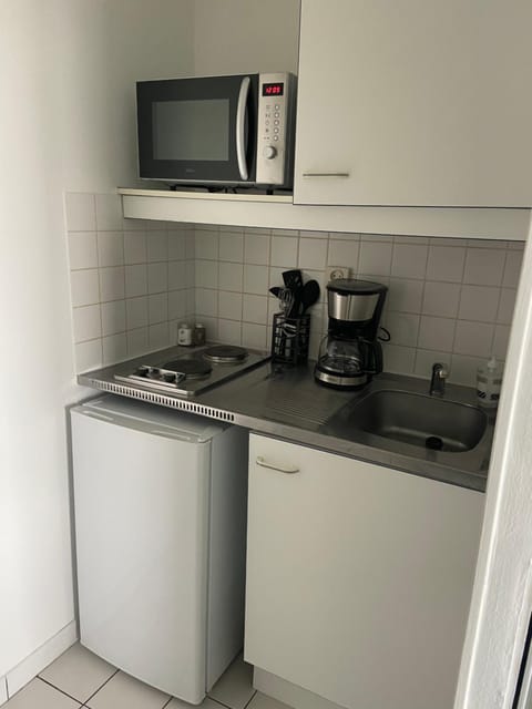 Coffee/tea facilities, Kitchen or kitchenette, minibar