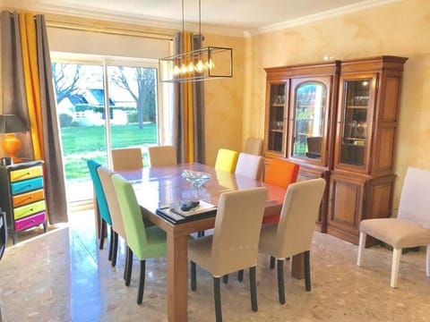 Maison 5 pièces 10-12 personnes avec piscine chauffée - TIFENN Villa in Brittany