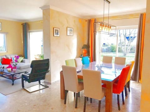 Maison 5 pièces 10-12 personnes avec piscine chauffée - TIFENN Villa in Brittany