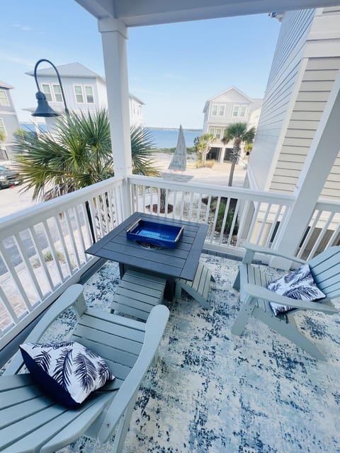 Sugar Beach Retreat home House in Pensacola Beach