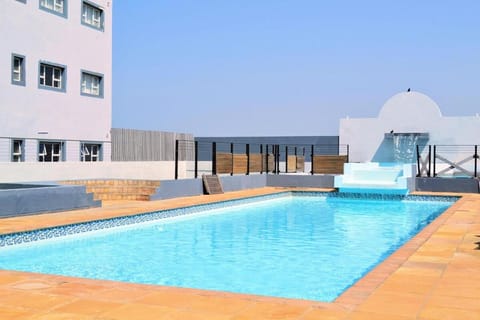 Sea-view 3 X King Size Bed Apartment Condo in Umhlanga