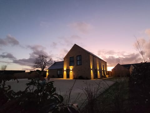 The Willows, Ashlin Farm Barns House in West Lindsey District