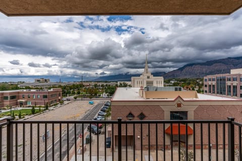 Patio, View (from property/room), Mountain view