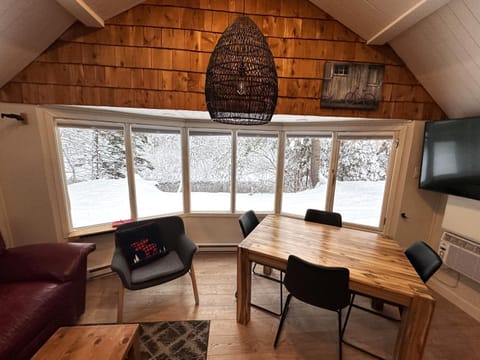 Le refuge de la petite rivière Chalet in Shawinigan