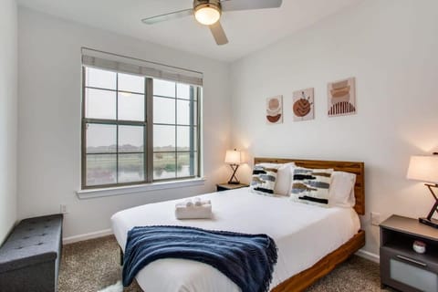 Astonishing CozySuites on I-35 with pool parking #09 Condo in Wells Branch