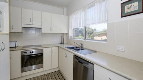 Dolphin Court 13 Apartment in Forster