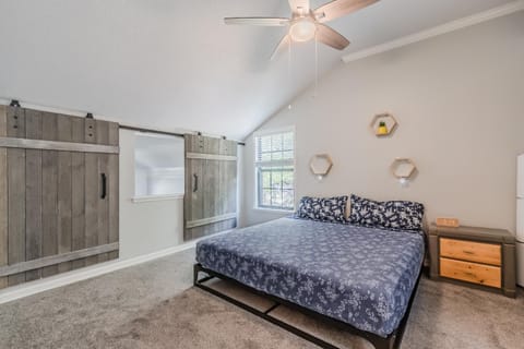 Peaceful Stay Near DFW Airport Villa in Coppell