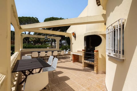 BBQ facilities, Balcony/Terrace