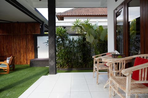Massive 6-bedroom Villa with 2 Pools Villa in Kuta