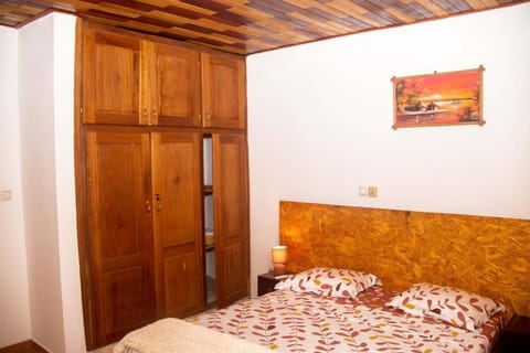 Appartement chaleureux au style ethnique afro Condo in Douala