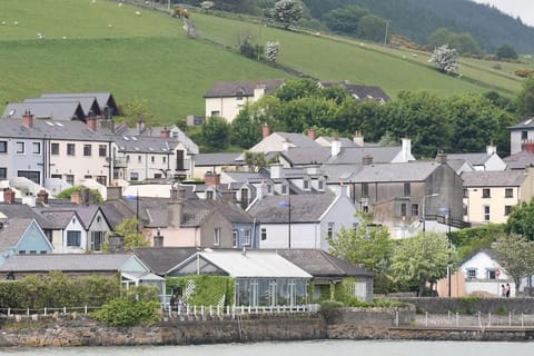 Wood Quay - A truly unique, seafront experience! Haus in Carlingford