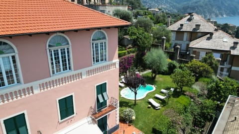 "Villa degli Ulivi" Piscina Privata grande terrazza e vista mare Villa in Recco