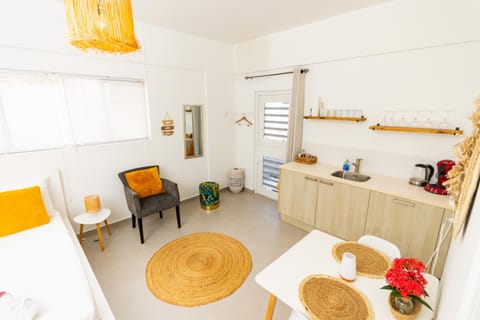 Studio Apartment Volterra Curacao Bed and Breakfast in Willemstad