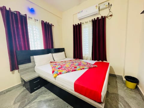 STAYMAKER Crown Residency Hotel in Mysuru