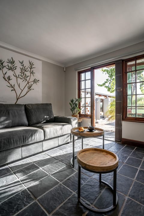 Avemore Time Out - with Backup Power Apartment in Stellenbosch