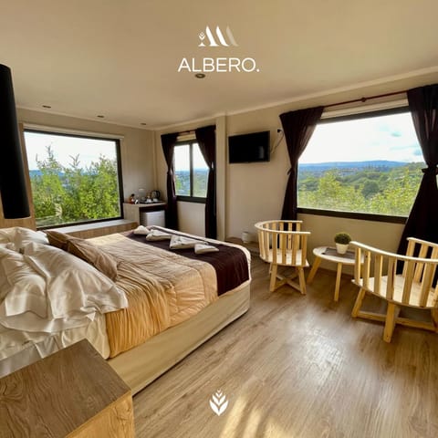 Bed, Natural landscape, View (from property/room), Photo of the whole room, Bedroom, Mountain view