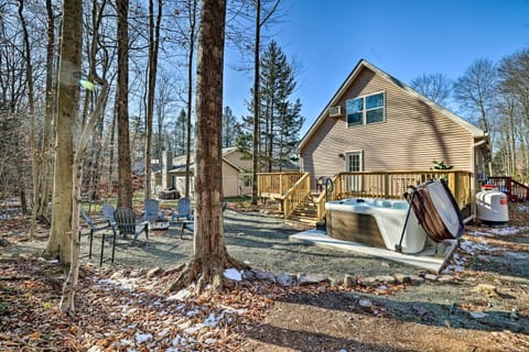 Tree-Lined Pocono Lake Home with Hot Tub and Decks! House in Coolbaugh Township