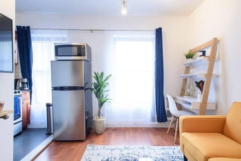 69-5D Modern Lower East East 1br Apt BRAND NEW Appartement in East Village