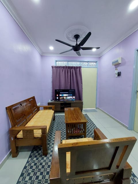 Homestay Warisan Violet Maison in Malacca
