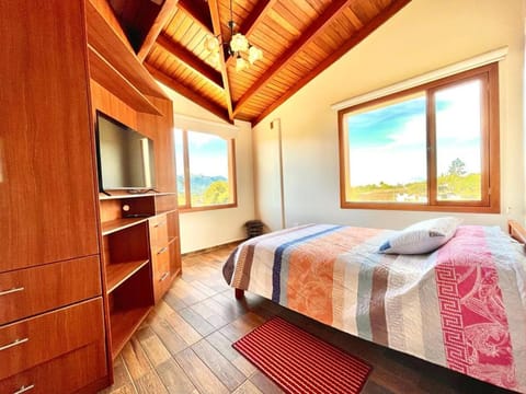 ItsaHome Vacations - Casa de Campo Atuntaqui House in Imbabura Province