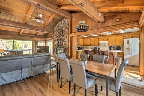 Tahoe City Home with Hot Tub - 1 Mi to Beach Haus in Tahoe City