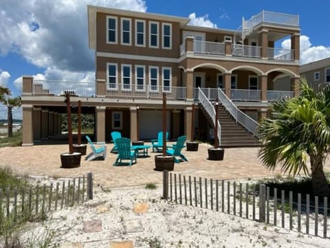 Sun Salutation House in Pensacola Beach