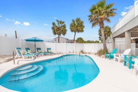 Paradise on White Sands House in Pensacola Beach