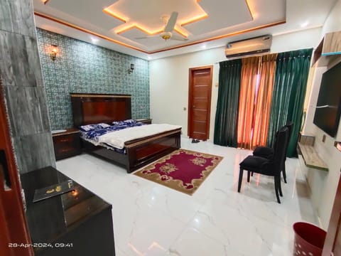2 bedrooms Independent house Valencia town Lahore Condo in Lahore